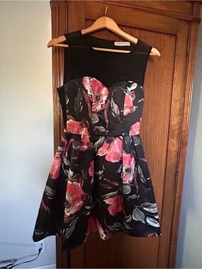 Rinascimento Beautiful Black Dress